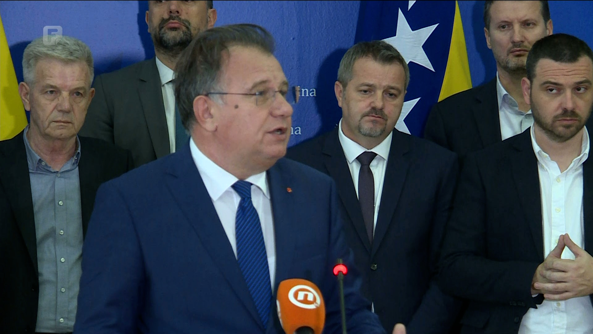 Opozicija iz Federacije traži deblokadu države, daju podršku Schmidtu